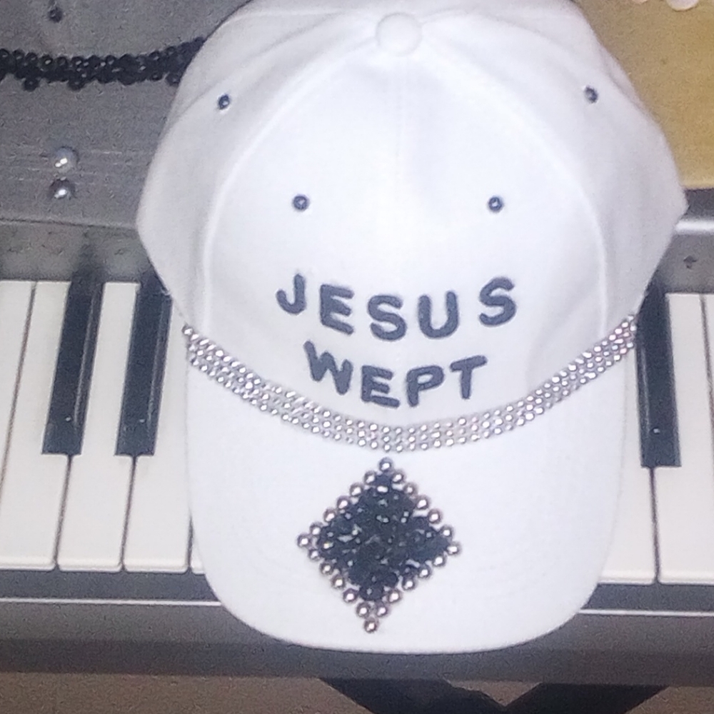 HAT'S - Picture 10 of 11
